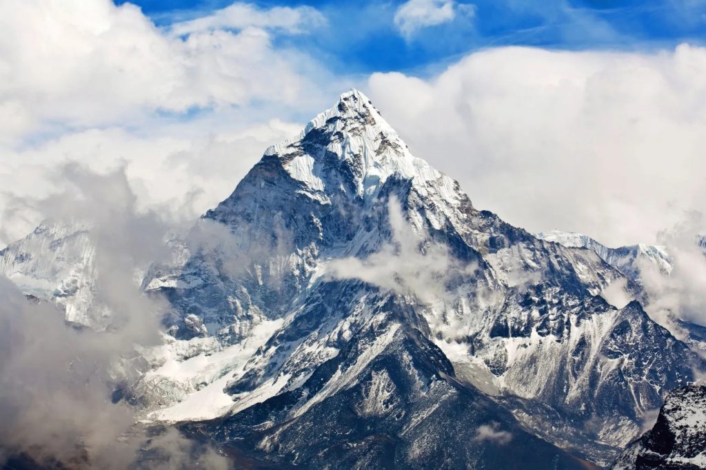 Observing mountains